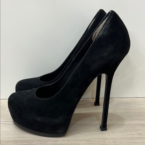Yves Saint Laurent Black Suede Heels - Picture 2 of 8